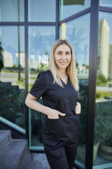  Зображення Медичний жіночий топ "Твіксі". Колір Чорний 